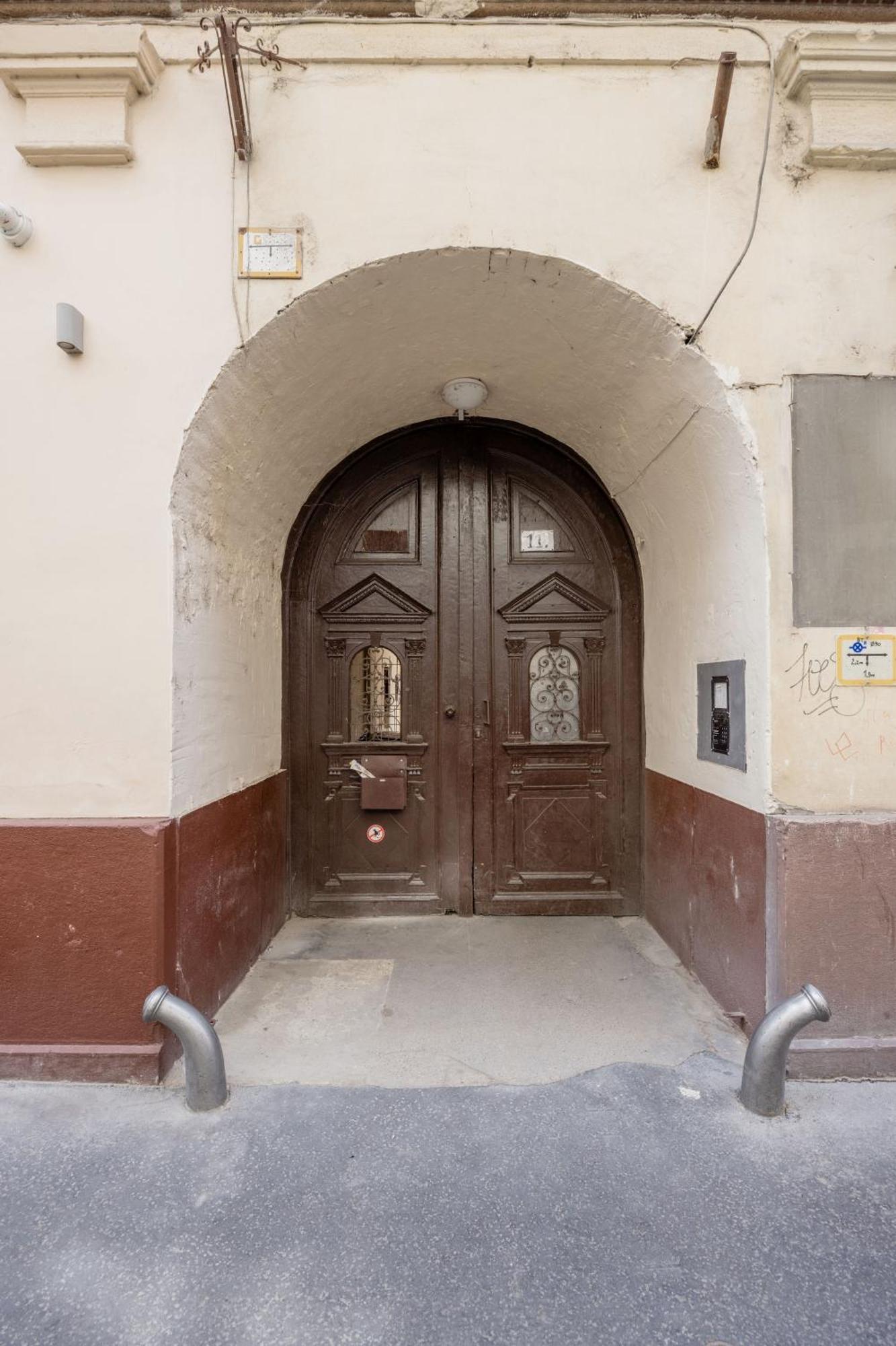 Budapest Films Apartment ภายนอก รูปภาพ